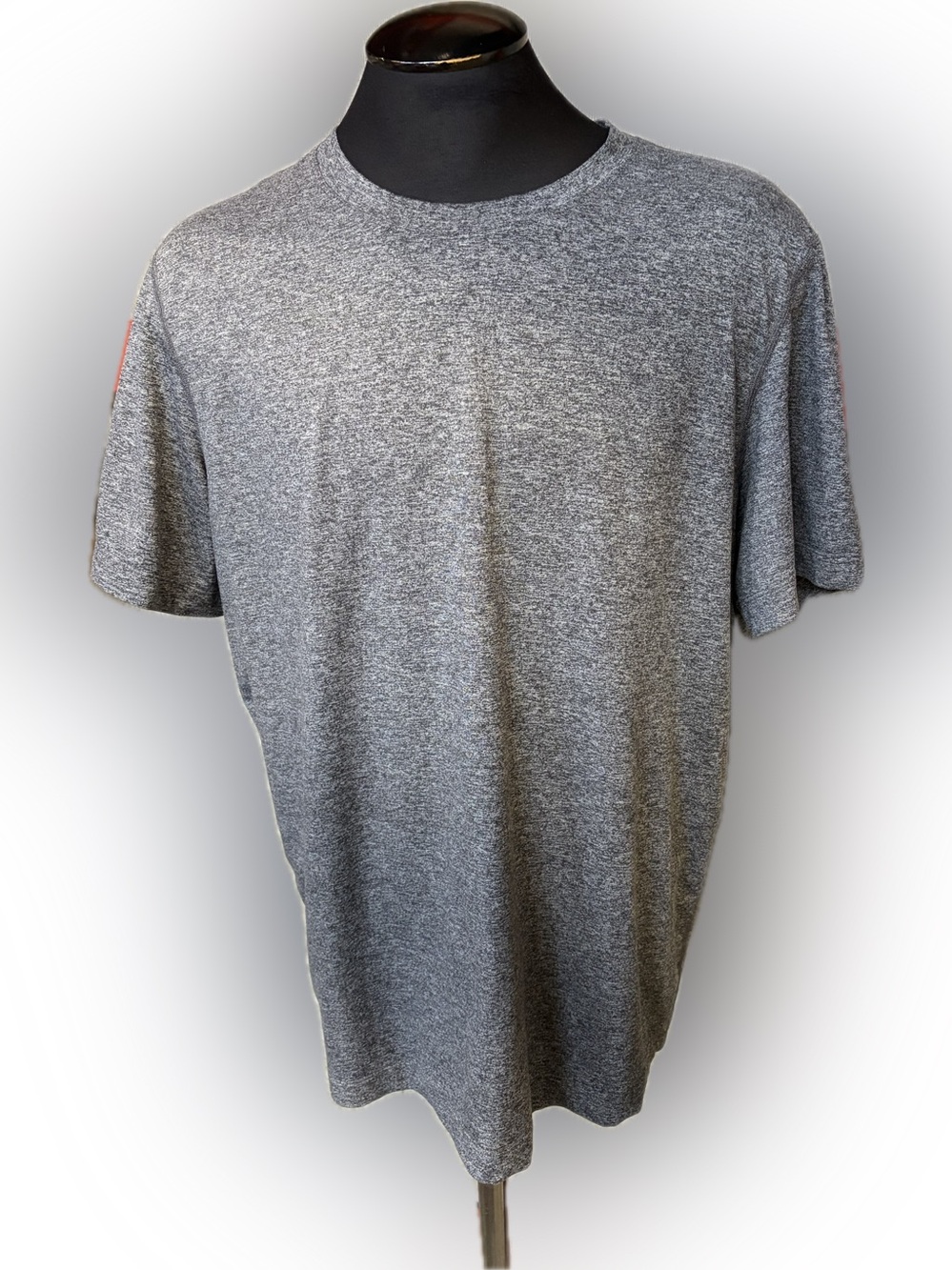 Lululemon T Shirt